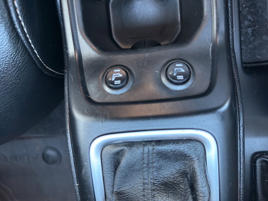 Used 2021 Jeep Wrangler Sport image 13