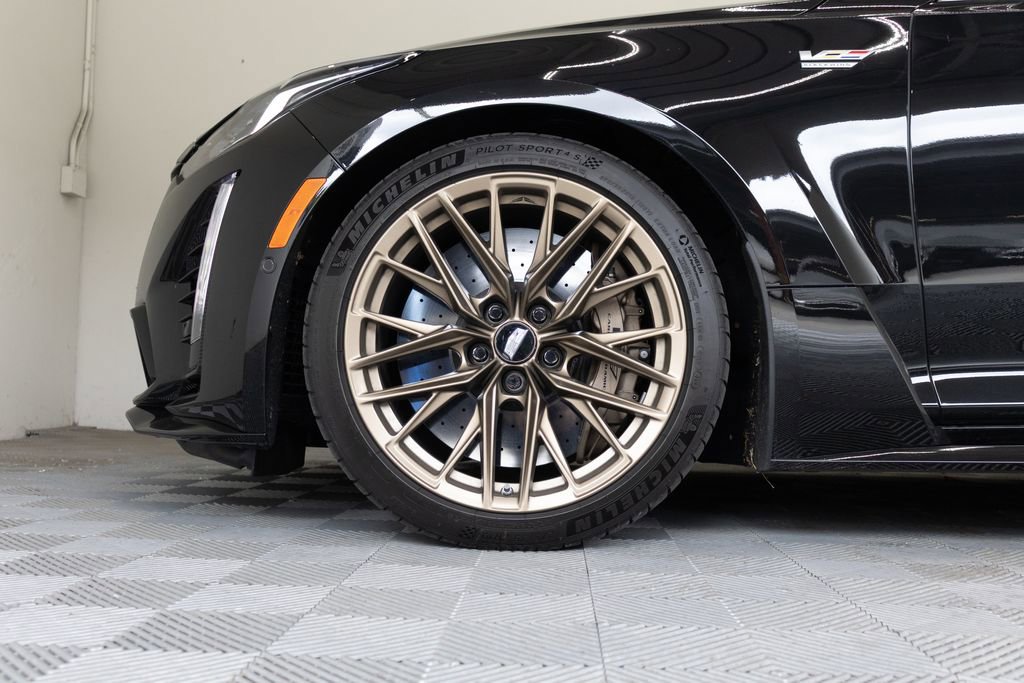 Used 2024 Cadillac CT5 V Blackwing w/ Super Cruise 2 Package RWD image 9