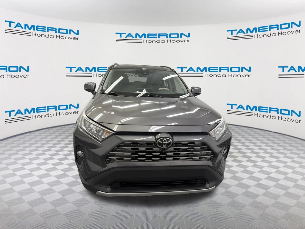 Used 2020 Toyota RAV4 Limited FWD image 8