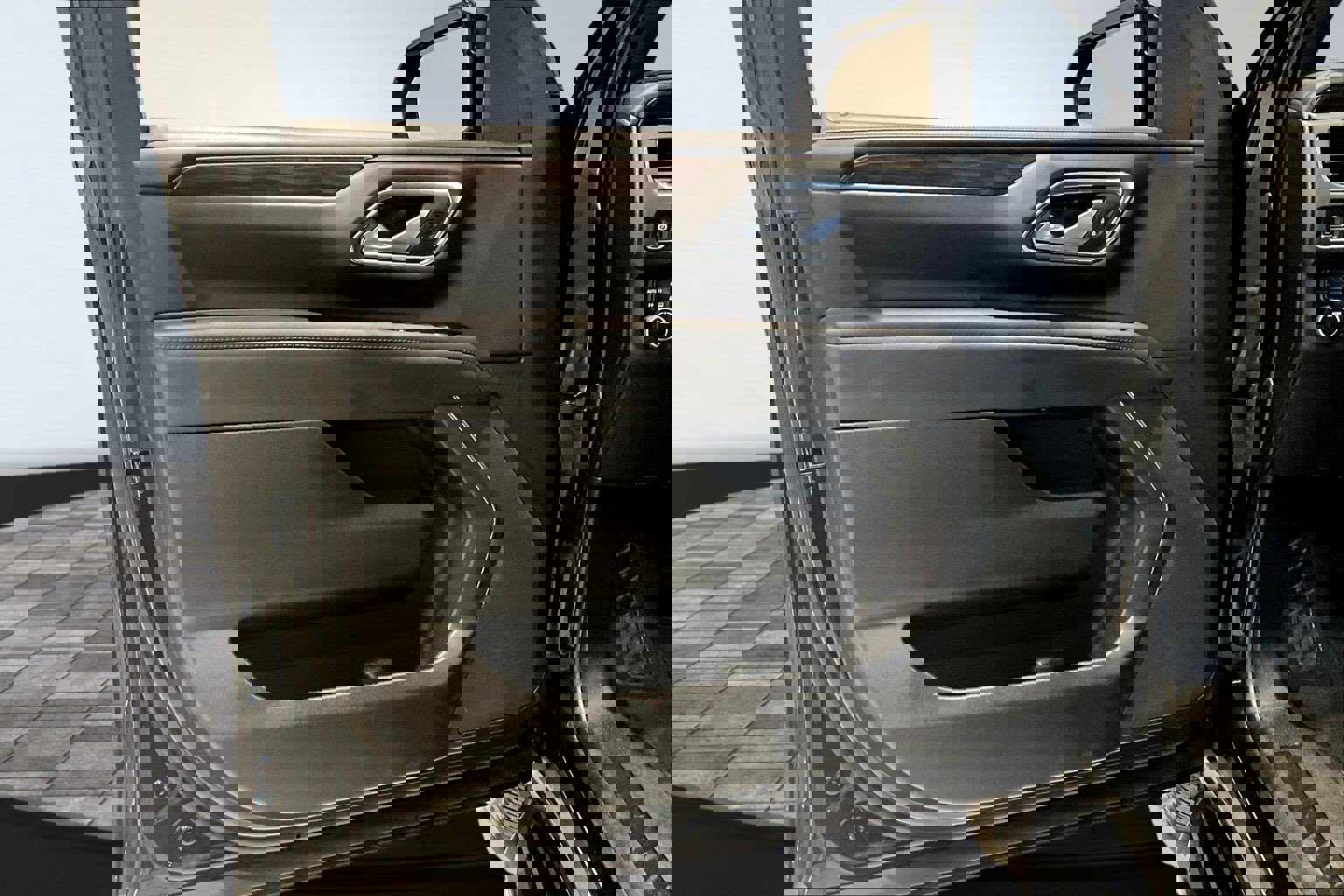 Used 2022 Chevrolet Tahoe LS image 20