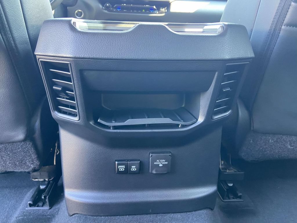 Used 2023 Toyota Tundra Limited AWD/4WD image 18
