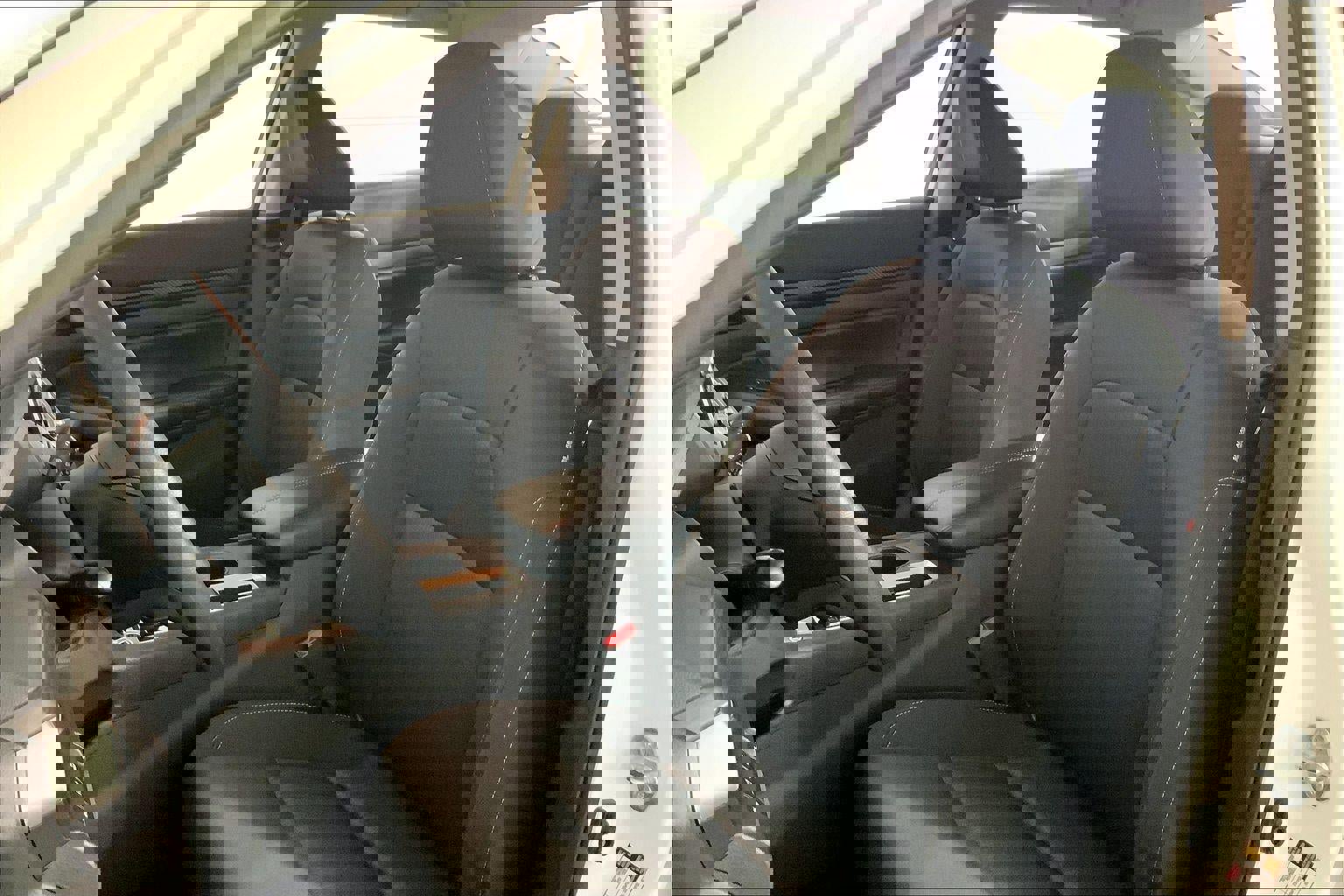 Used 2025 Nissan Altima 2.5 SV image 22