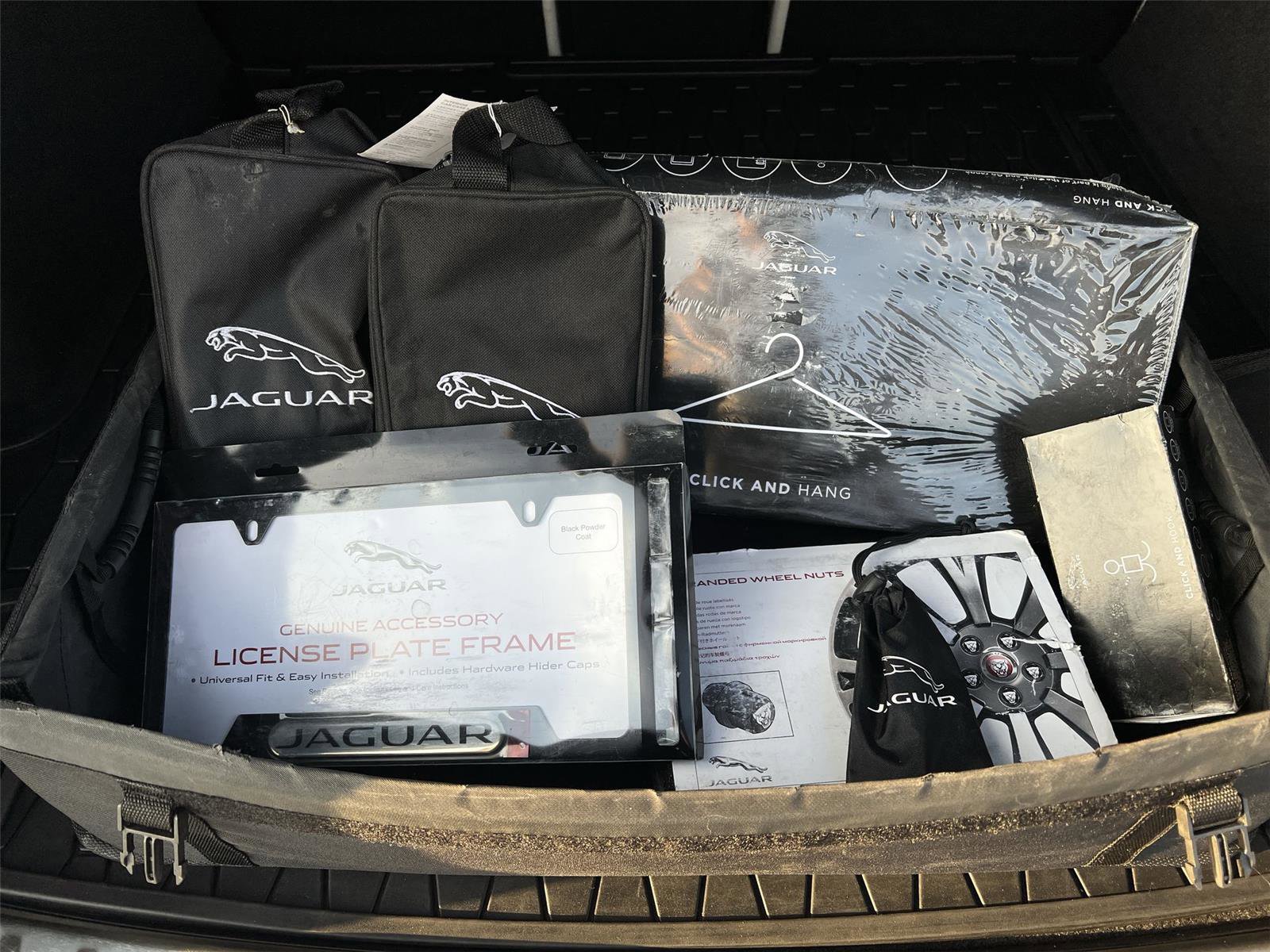 Used 2020 Jaguar F-PACE Prestige image 25