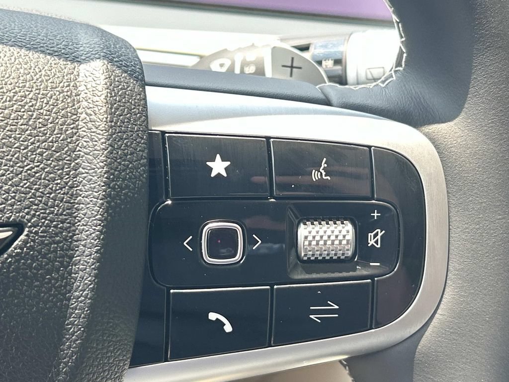 New 2027 Genesis GV70 2.5T Select AWD/4WD image 30