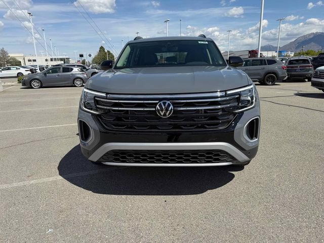 New 2026 Volkswagen Atlas Peak Edition AWD/4WD image 10