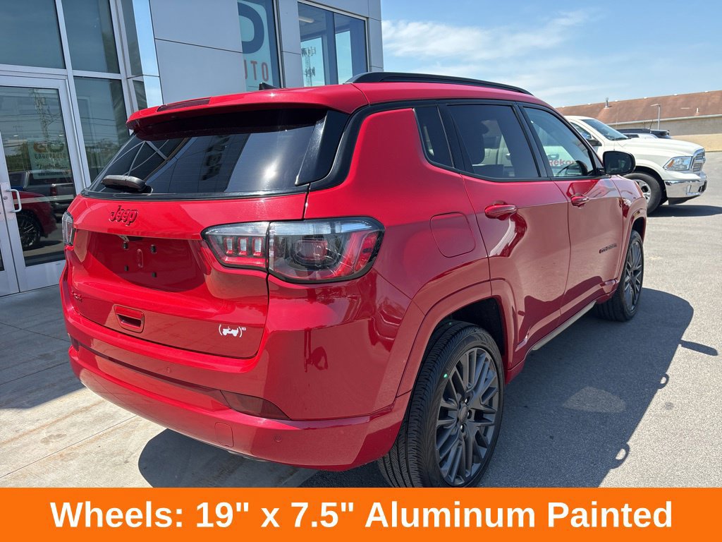 Used 2023 Jeep Compass Limited AWD/4WD image 11