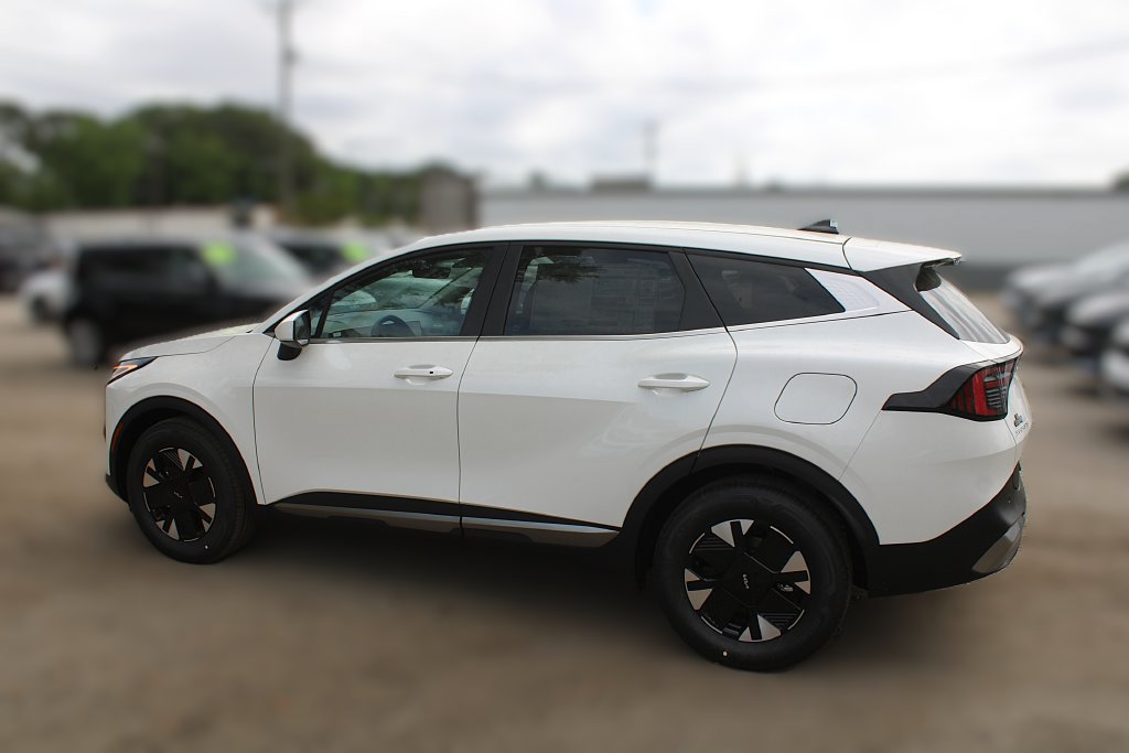 New 2027 Kia Sportage LX FWD image 11