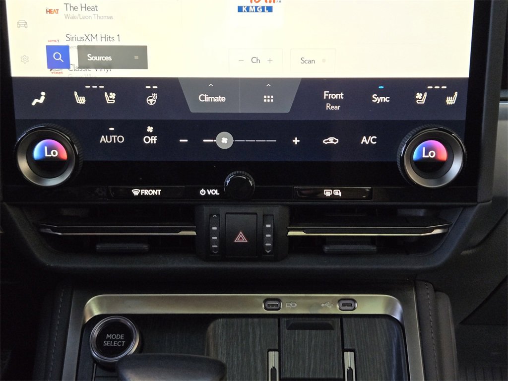 Certified 2024 Lexus GX 550 w/ Accessory Package (Z1) image 19