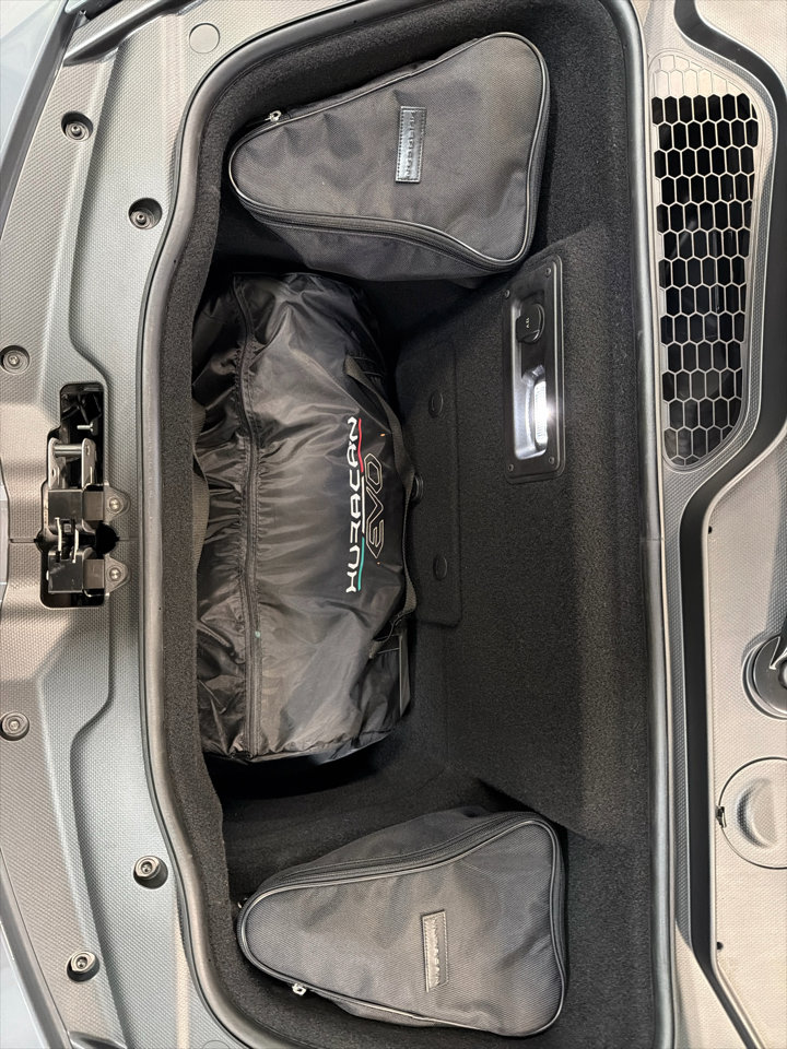 Used 2022 Lamborghini Huracan EVO image 25