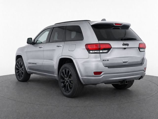 Used 2019 Jeep Grand Cherokee Altitude AWD/4WD image 2
