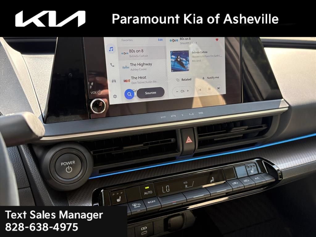 Used 2026 Toyota Prius XLE FWD image 11