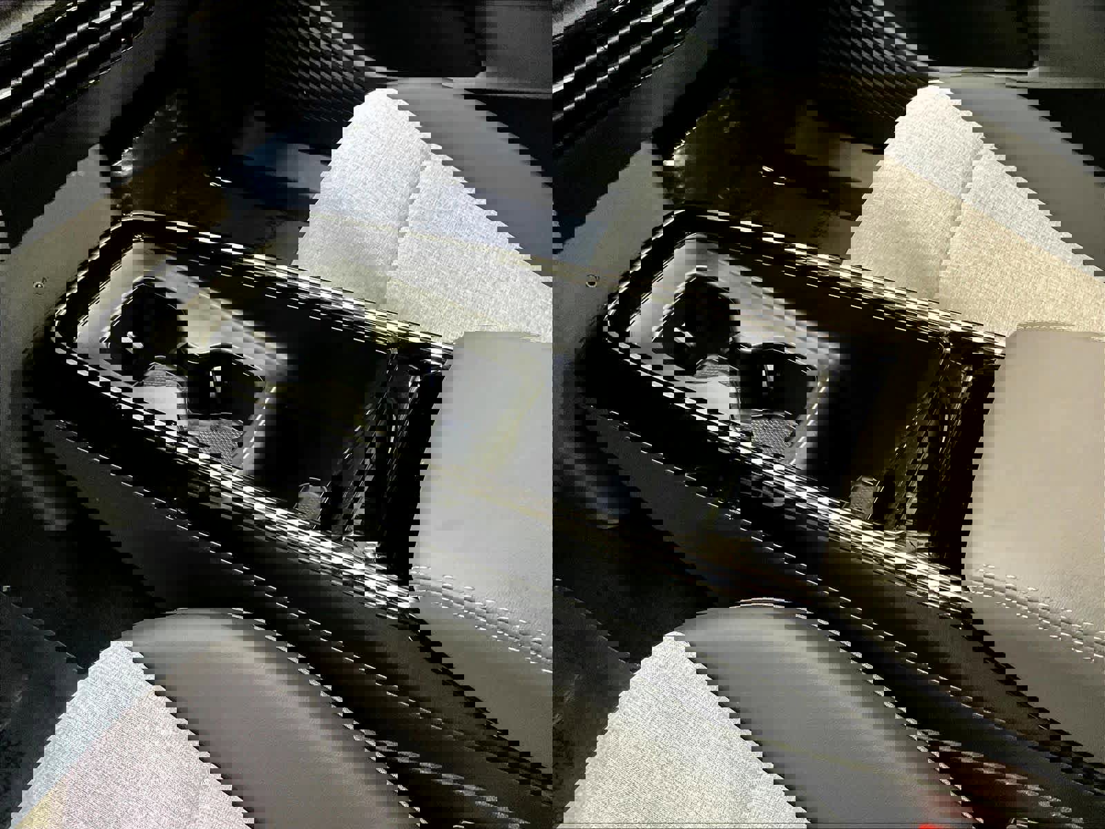 Certified 2024 Volkswagen ID.4 2WD image 19