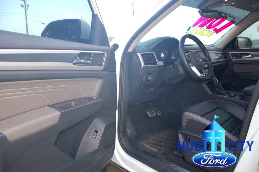 Used 2022 Volkswagen Atlas SEL Premium AWD/4WD image 11