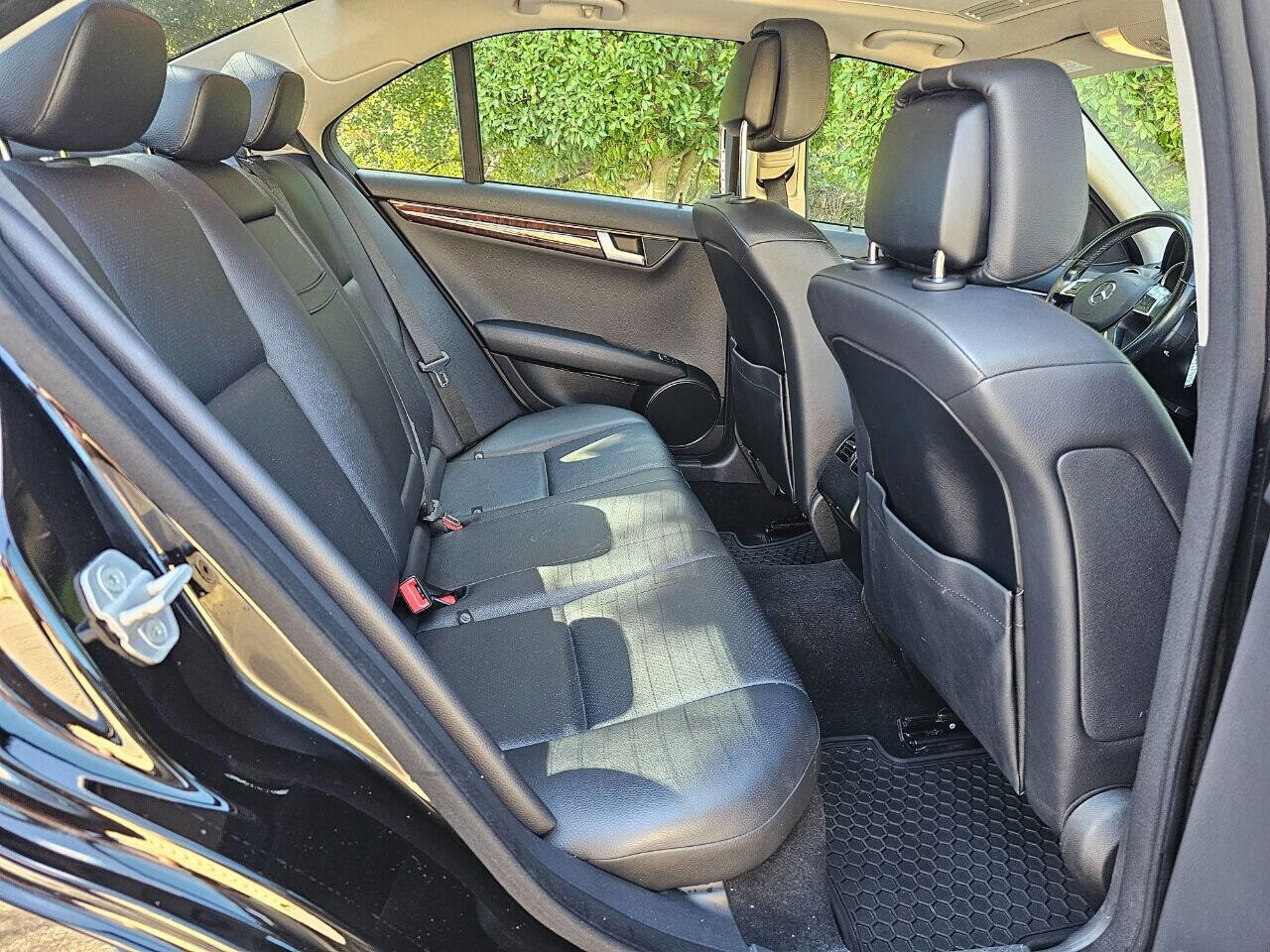 Used 2013 Mercedes-Benz C 300 4MATIC Sedan image 30