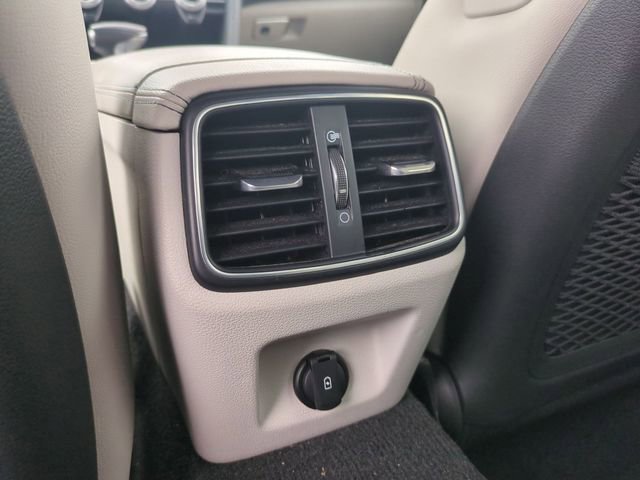 Used 2022 Genesis G70 2.0T w/ Prestige Package image 13