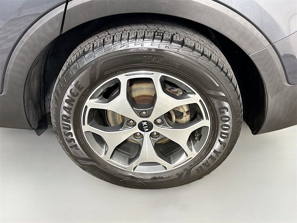 Used 2020 Kia Telluride EX image 37