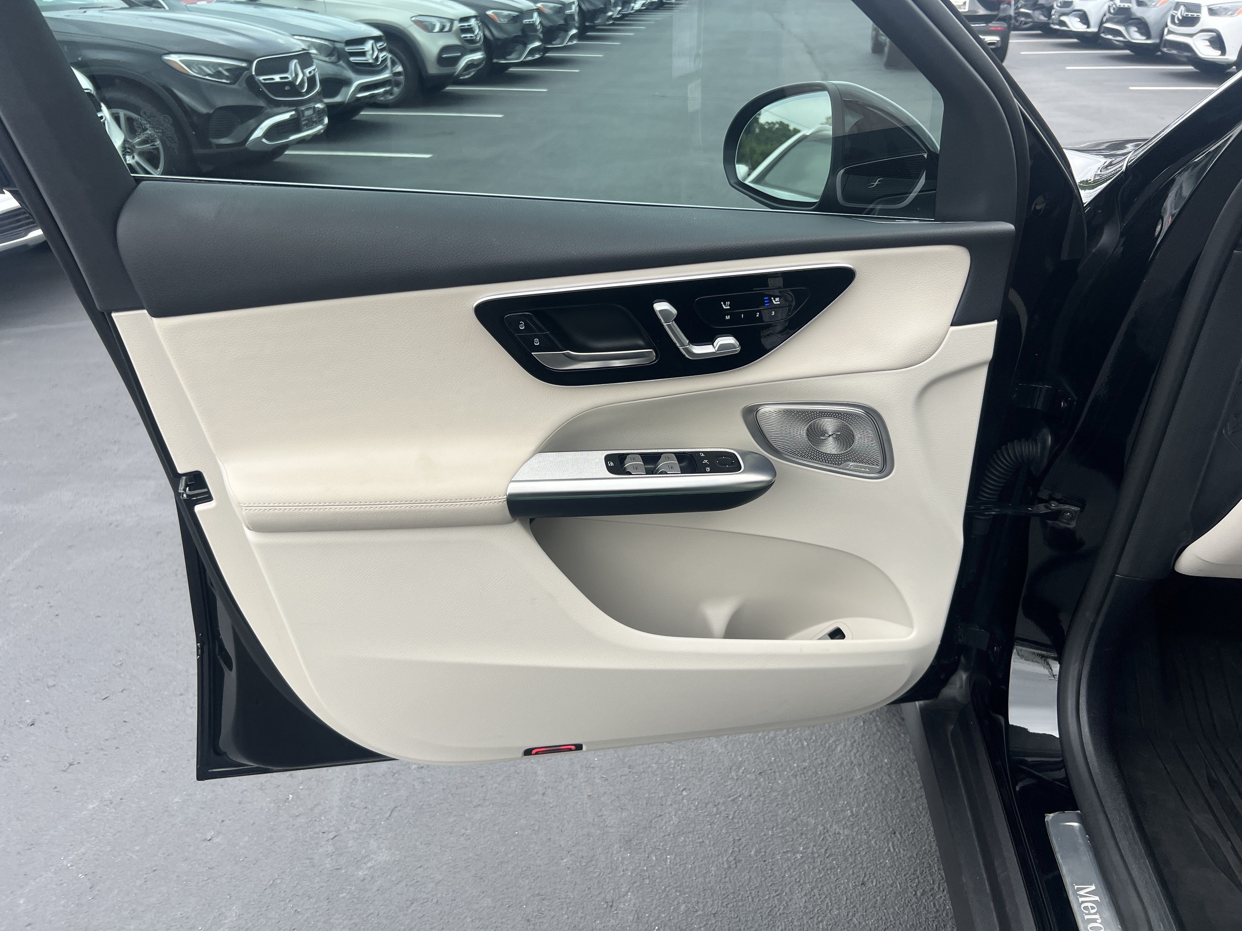 Certified 2026 Mercedes-Benz GLC 300 4MATIC image 14
