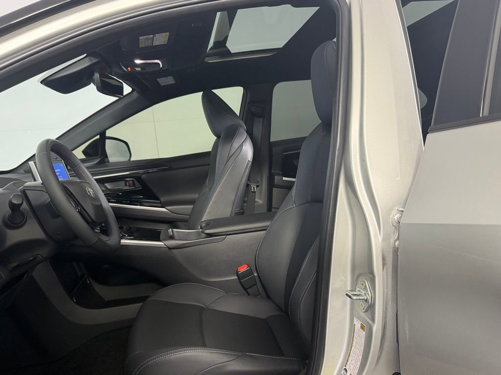 Used 2025 Toyota bZ4X FWD w/ Weather Package image 20
