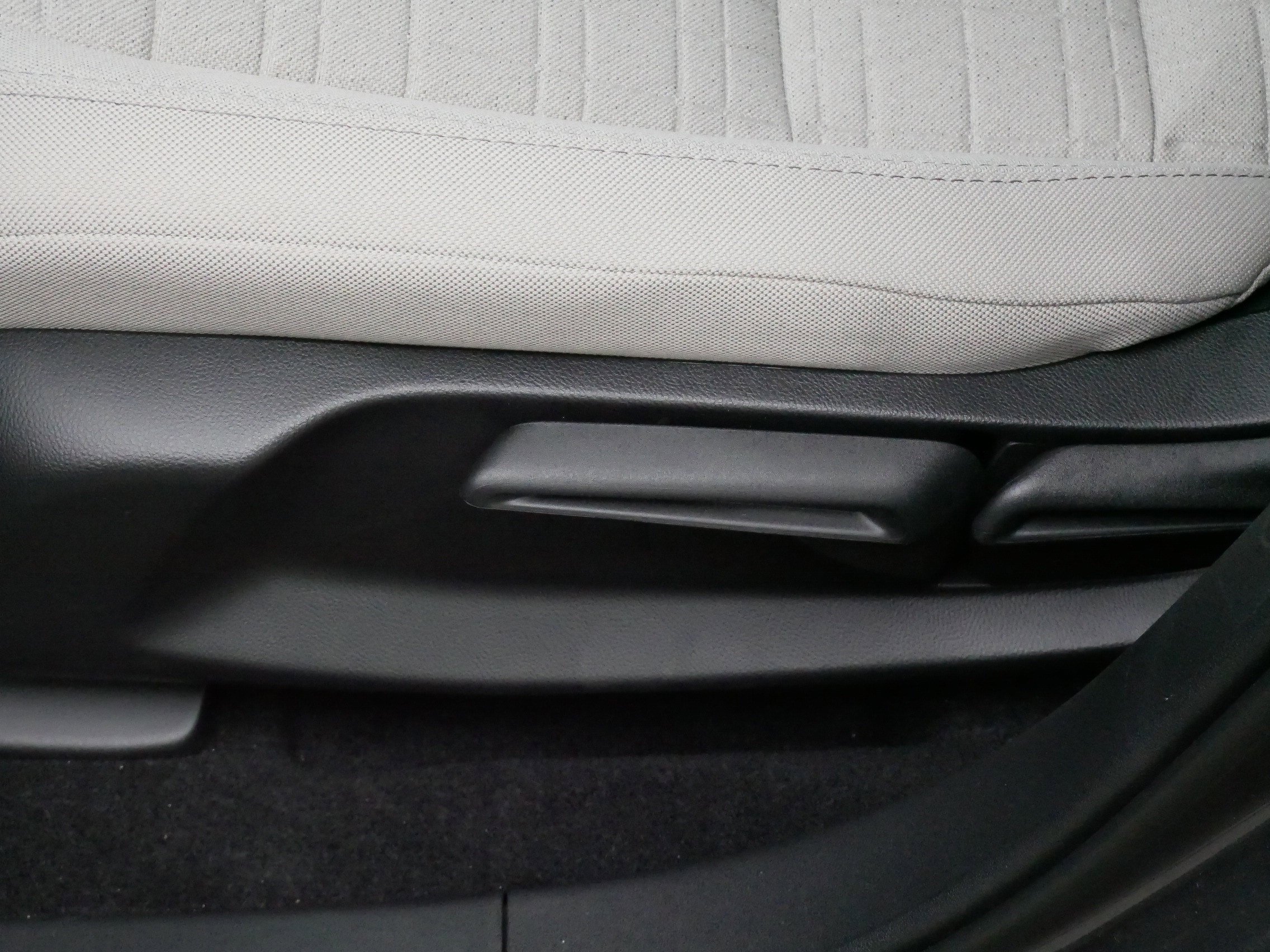 Certified 2026 Honda HR-V LX image 20