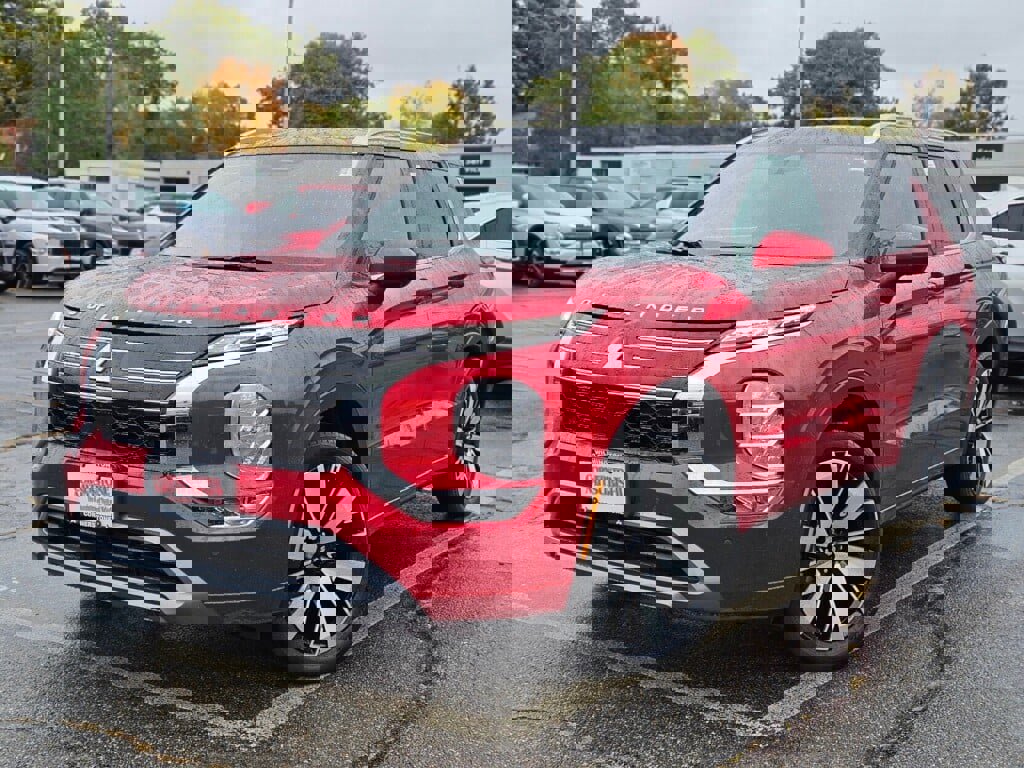 New 2025 Mitsubishi Outlander SEL image 1