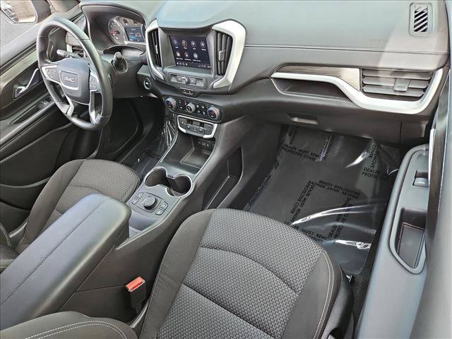 Used 2024 GMC Terrain SLE w/ Driver Convenience Package FWD image 21