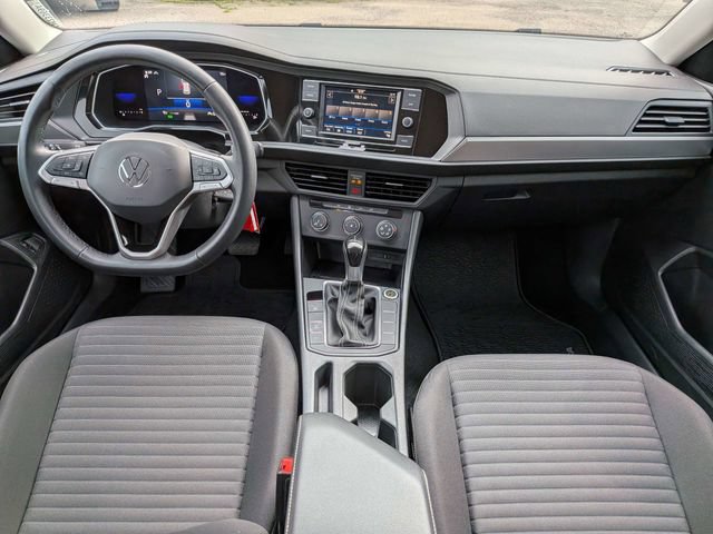 Used 2022 Volkswagen Jetta S FWD image 14