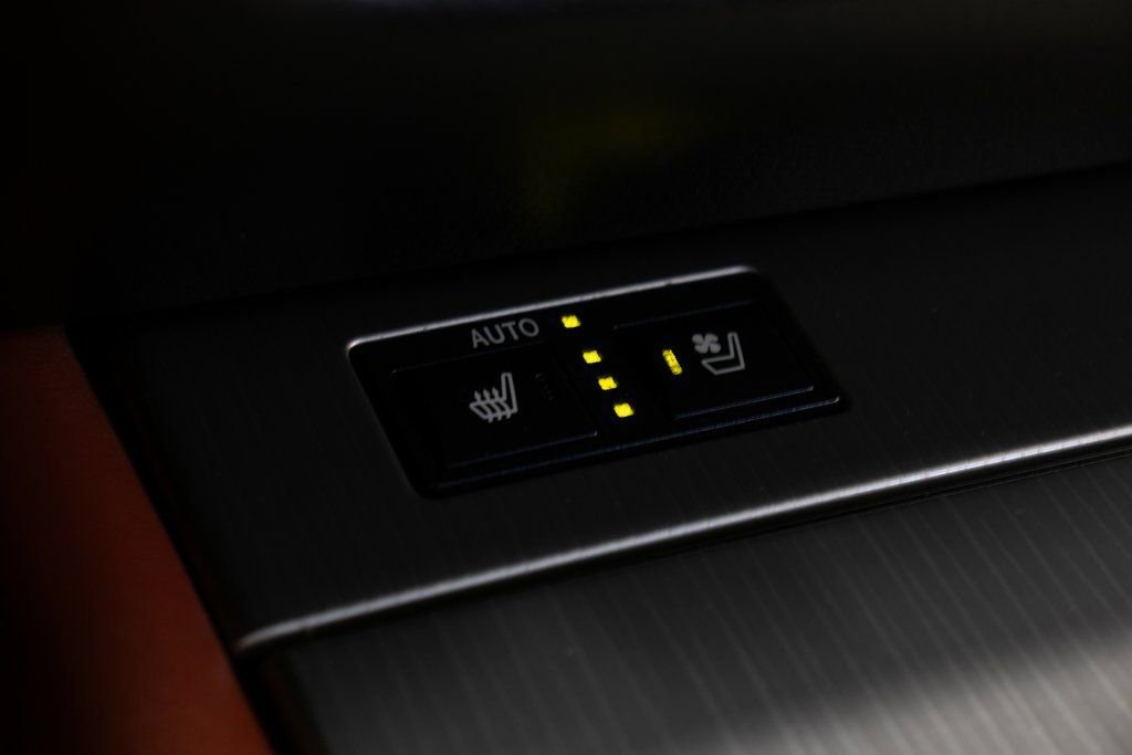 Used 2015 Lexus GS 350 w/ F Sport Package image 32