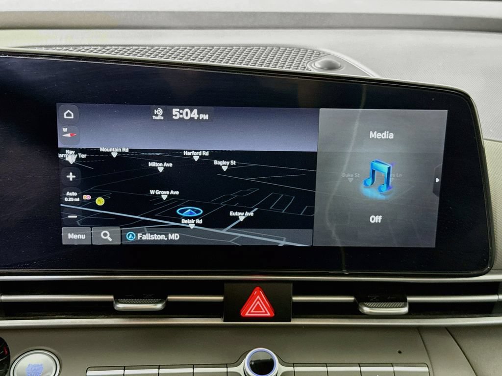 Used 2023 Hyundai Elantra SEL w/ Convenience Package FWD image 5