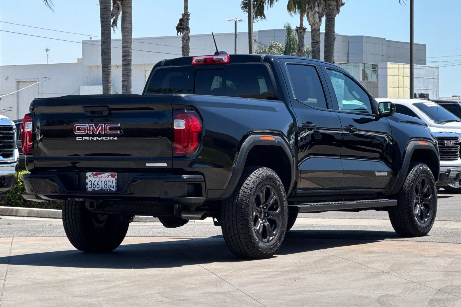 Used 2025 GMC Canyon Elevation RWD image 4