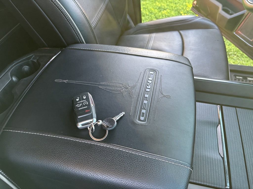 Used 2022 RAM 3500 Limited image 35