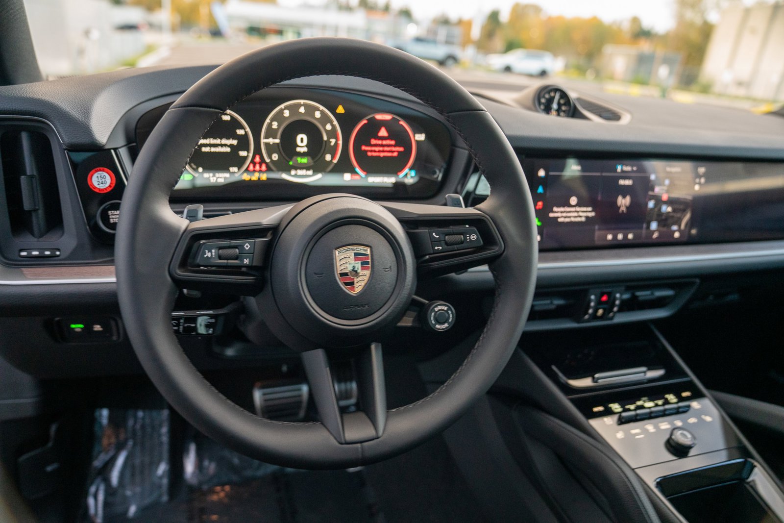 New 2026 Porsche Cayenne E-Hybrid Coupe AWD/4WD image 14
