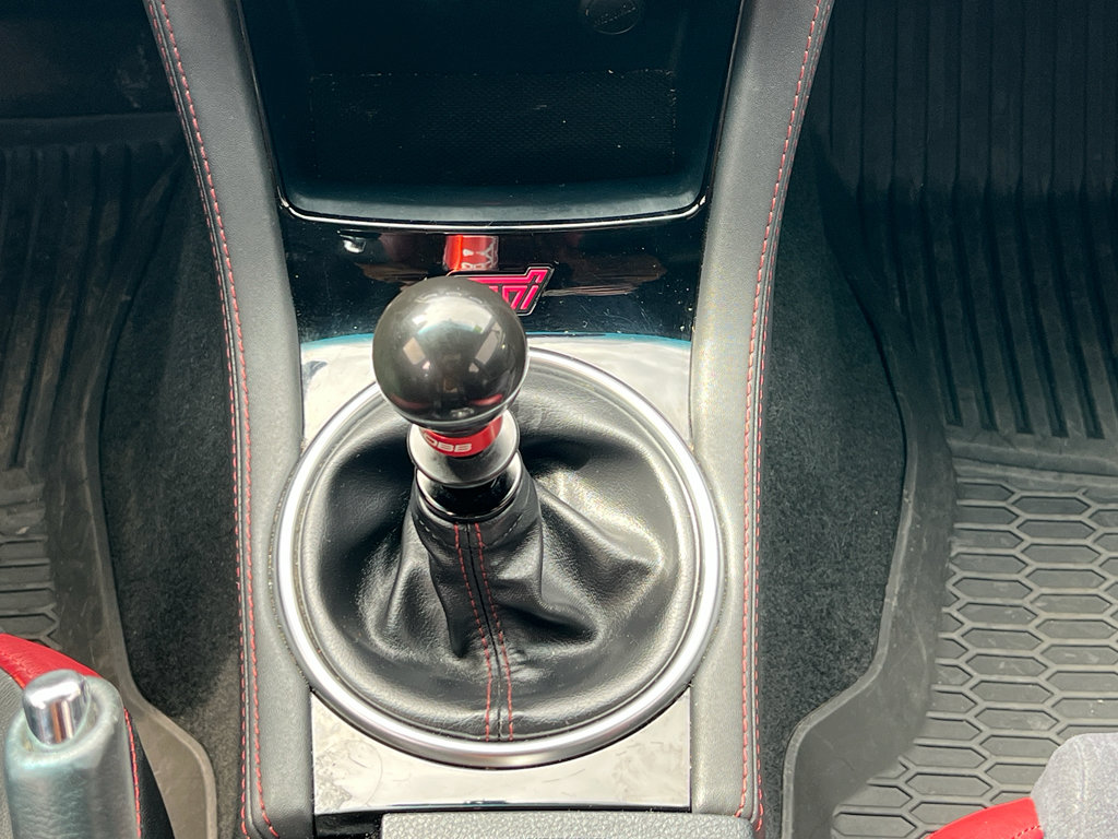 Used 2018 Subaru WRX STI image 22