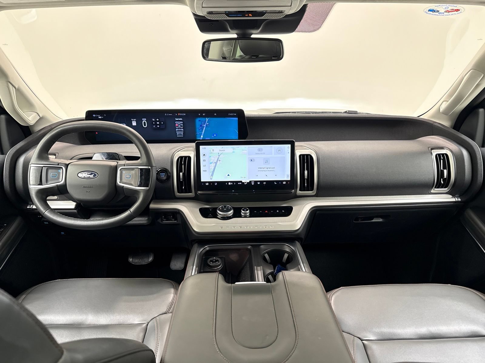 Used 2025 Ford Expedition Active AWD/4WD image 31