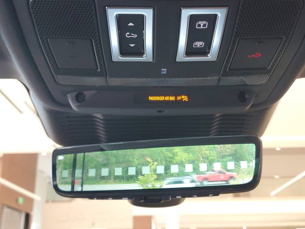 Used 2025 Land Rover Range Rover Evoque S AWD/4WD image 26