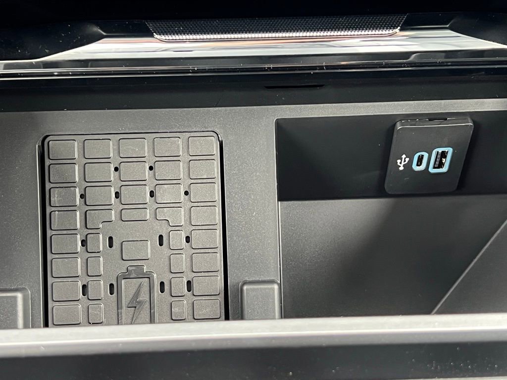 New 2026 Ford F250 Lariat w/ Lariat Ultimate Package image 44