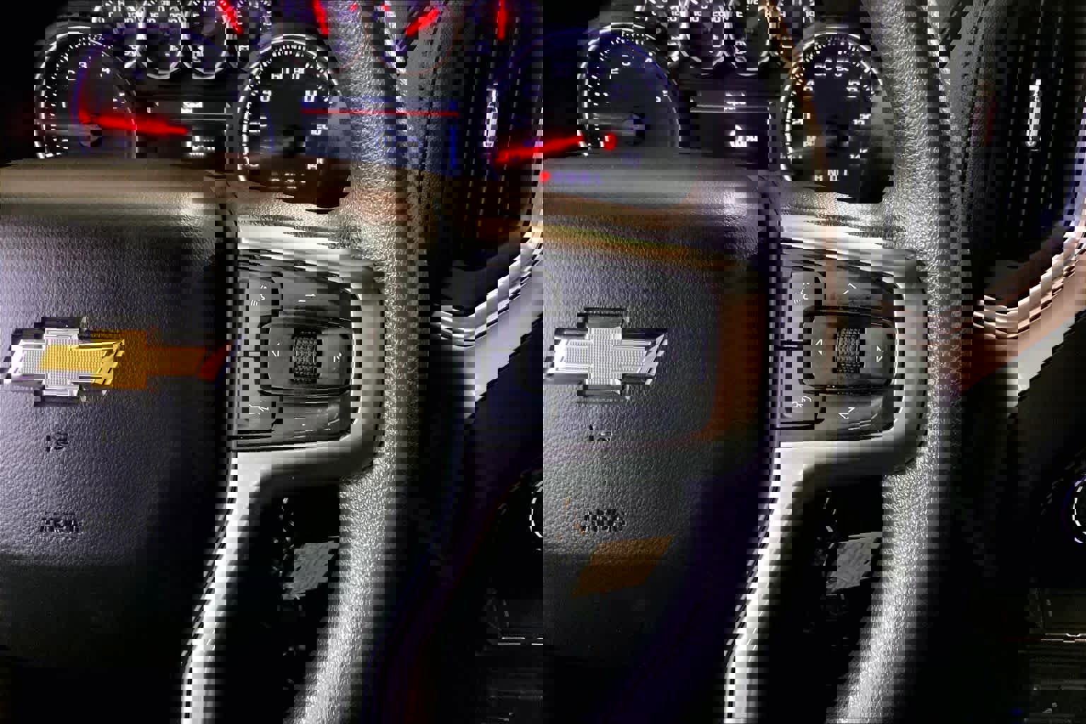 Used 2021 Chevrolet Silverado 2500 LT AWD/4WD image 24