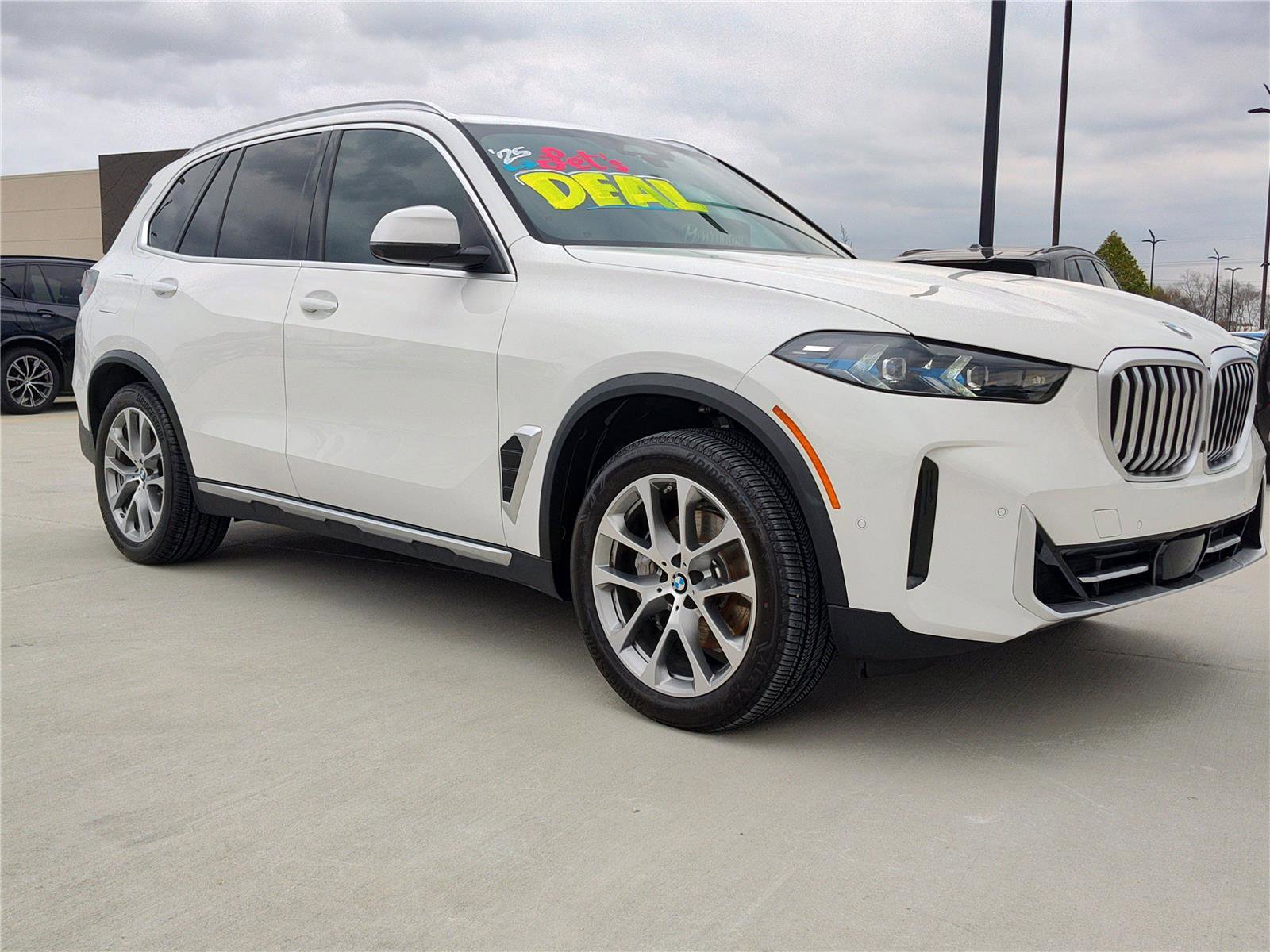 Certified 2025 BMW X5 sDrive40i w/ Premium Package RWD image 12