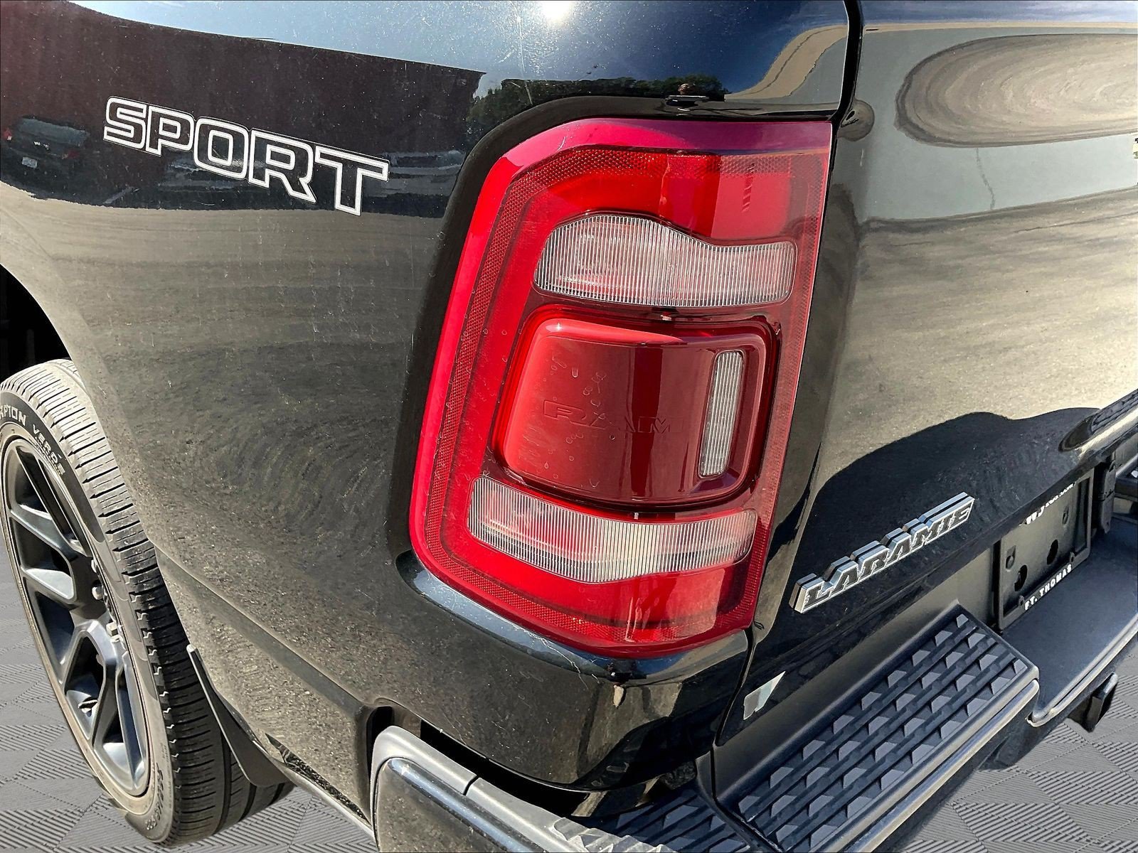 Used 2023 RAM 1500 Laramie AWD/4WD image 24