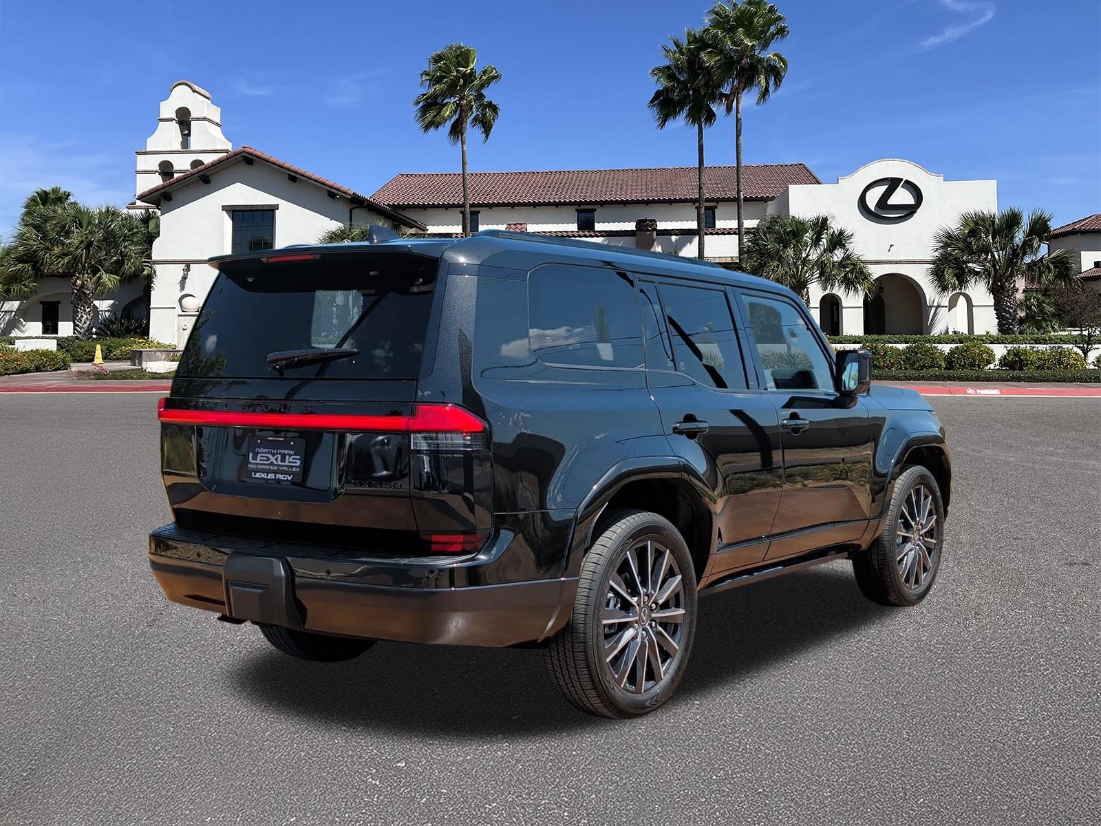 Certified 2026 Lexus GX 550 w/ Accessory Package (2T) AWD/4WD image 2