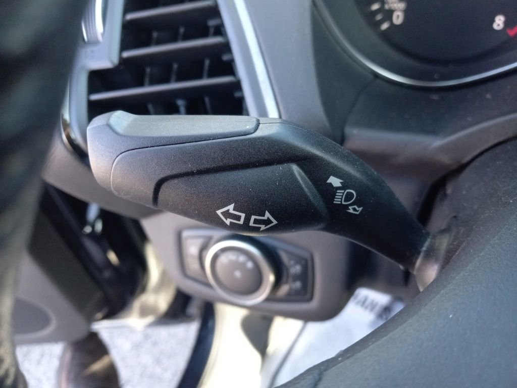 Used 2019 Ford Escape Titanium image 28