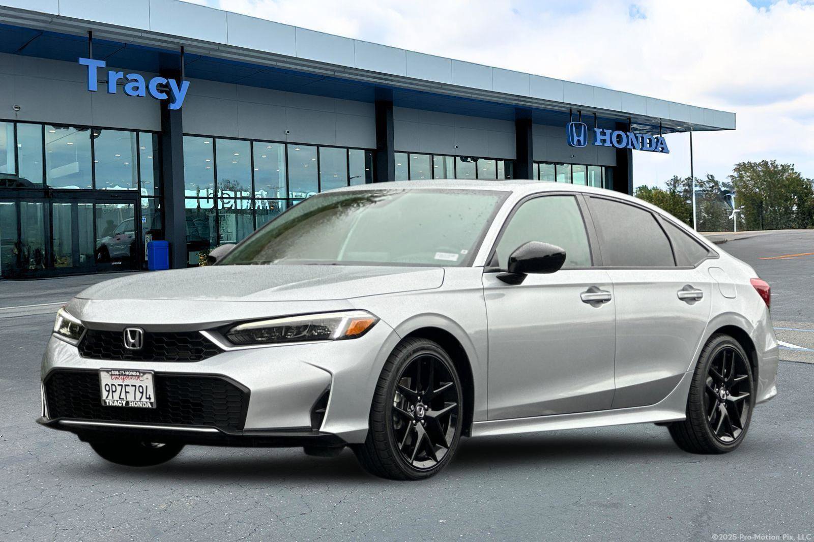 Certified 2025 Honda Civic Sport Touring image 12