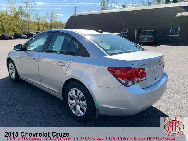Used 2015 Chevrolet Cruze LS image 5
