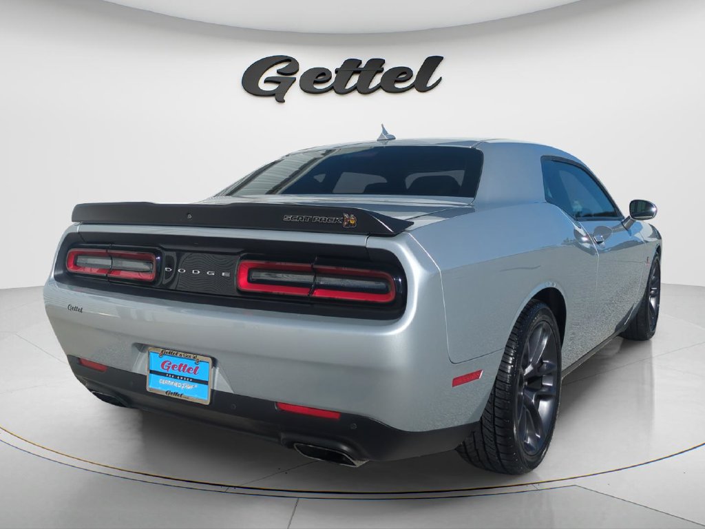 Used 2023 Dodge Challenger R/T Scat Pack RWD image 7