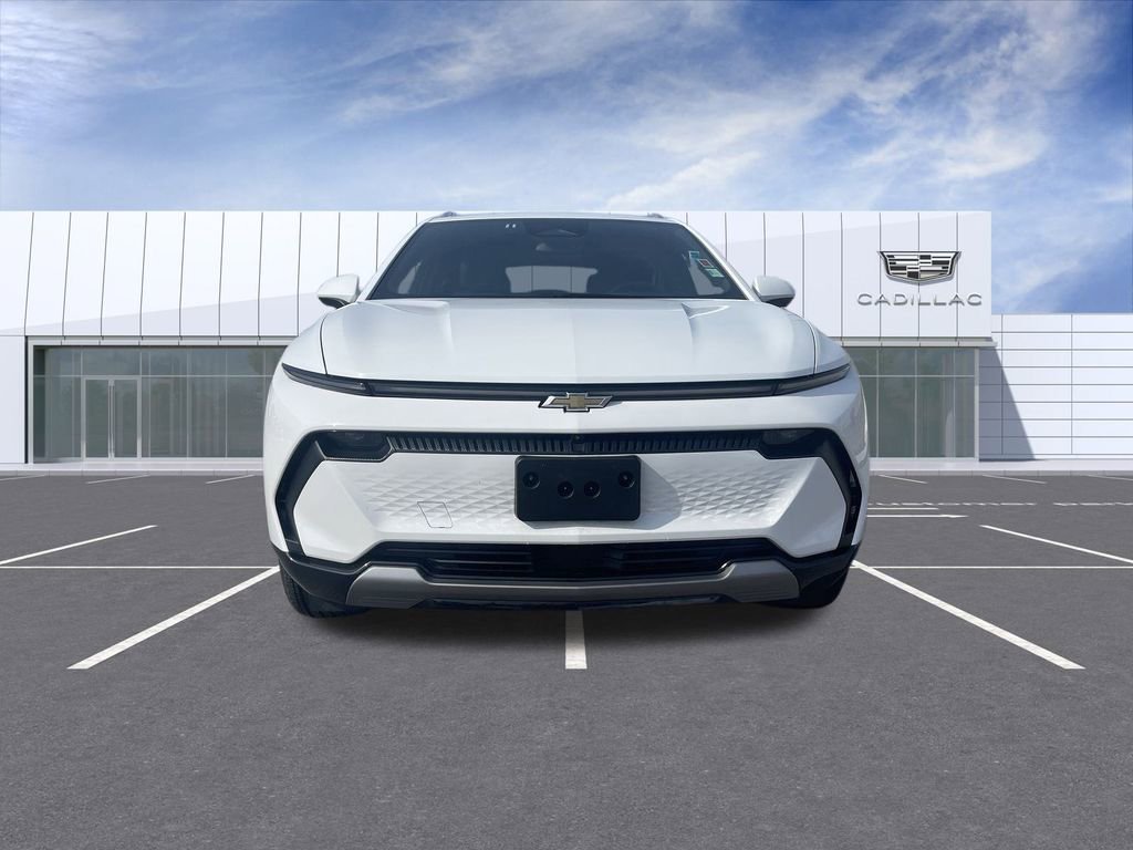 Used 2025 Chevrolet Equinox EV LT image 3