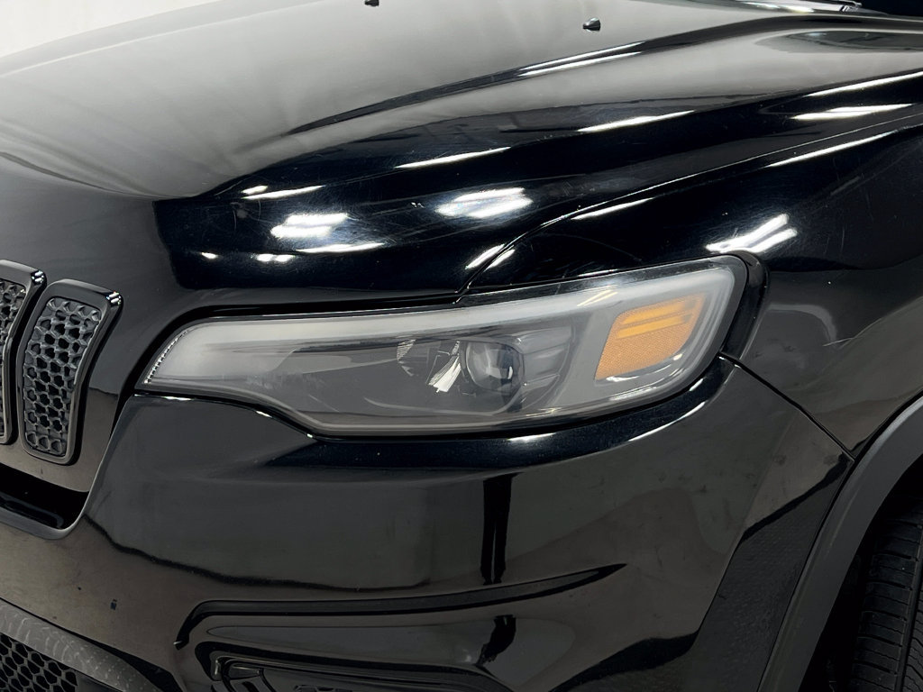 Used 2019 Jeep Cherokee Latitude Plus FWD image 34