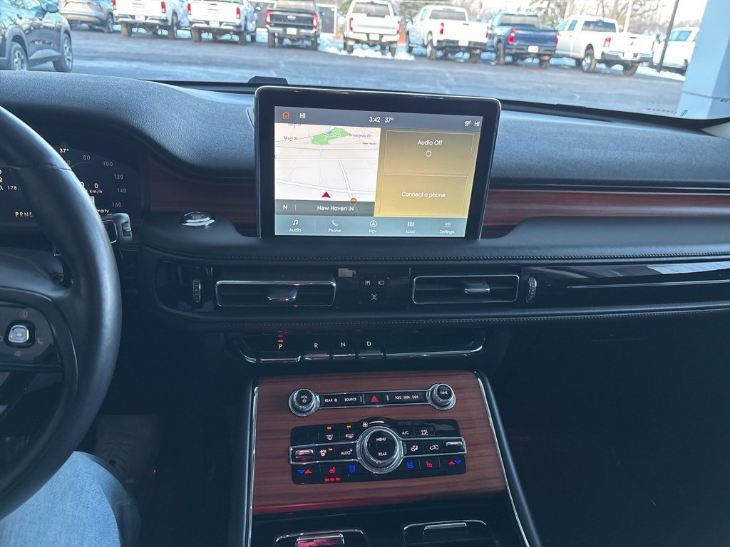 Used 2024 Lincoln Aviator Reserve image 13