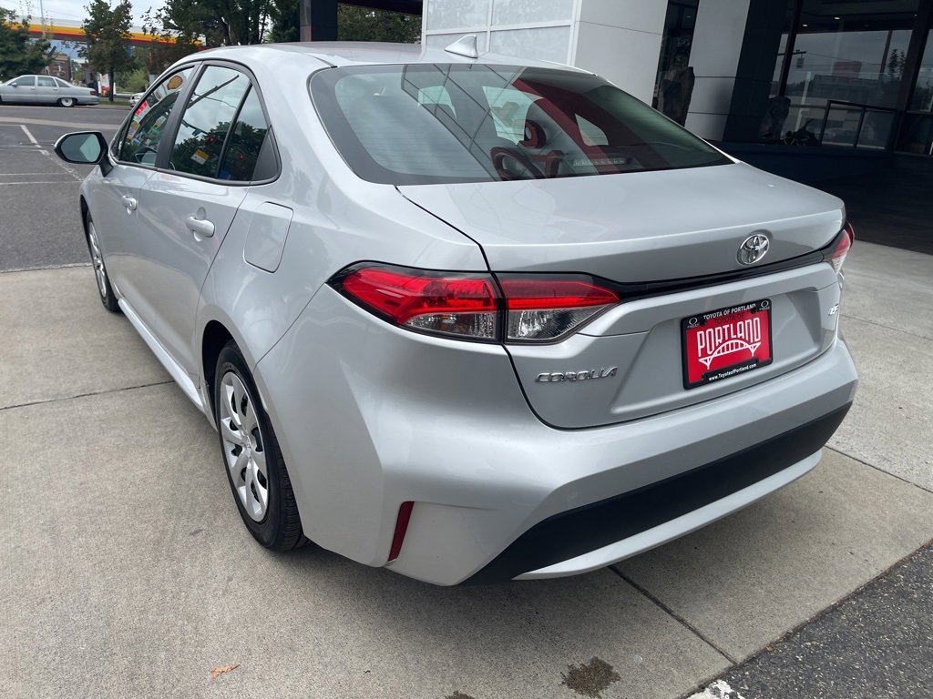 Used 2021 Toyota Corolla LE image 41
