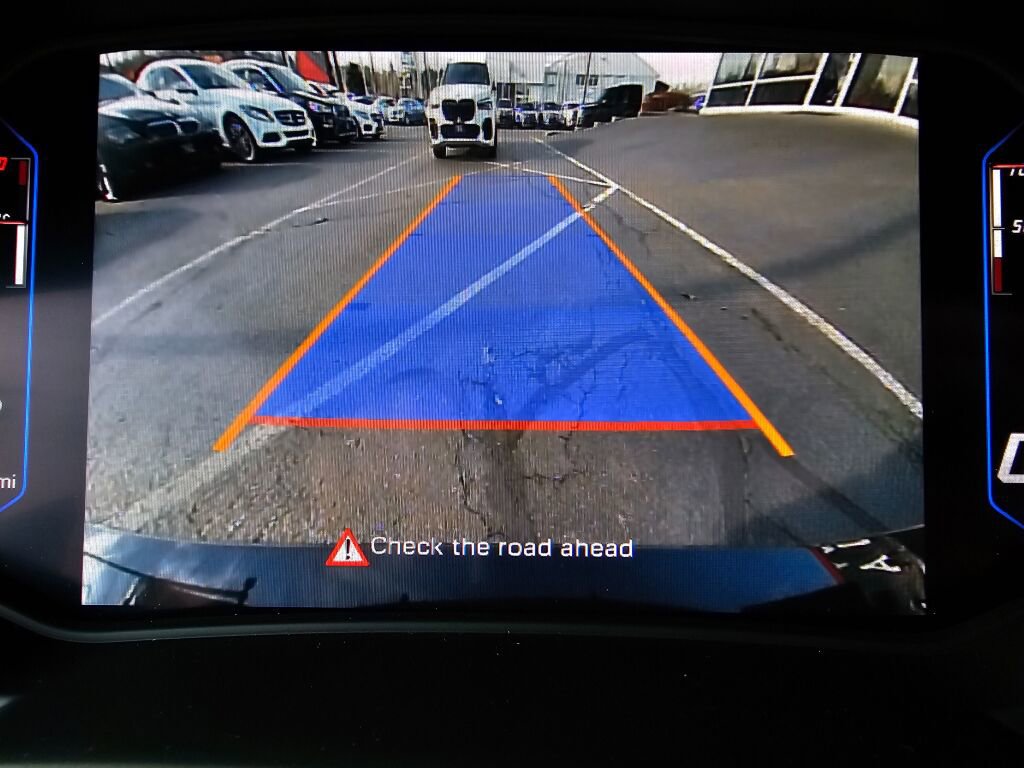 Used 2020 Lamborghini Huracan EVO image 18