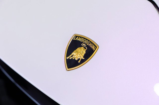 Used 2024 Lamborghini Huracan Tecnica image 11