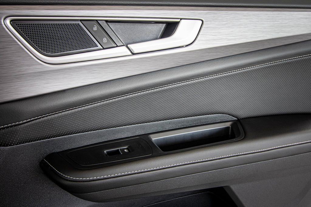 New 2026 Volkswagen Atlas Cross Sport SE AWD/4WD image 45